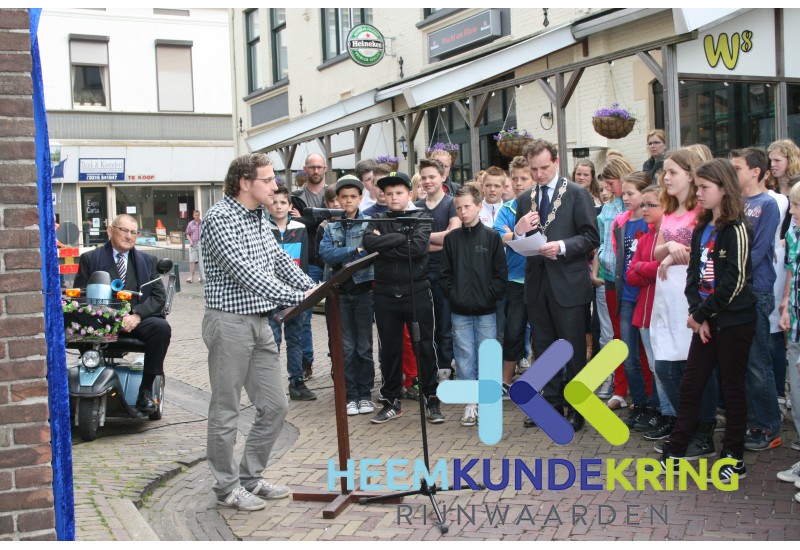 08-05-2013 Onthulling plaquette Northeimer Tolkamer Coll. P.Snip (11)